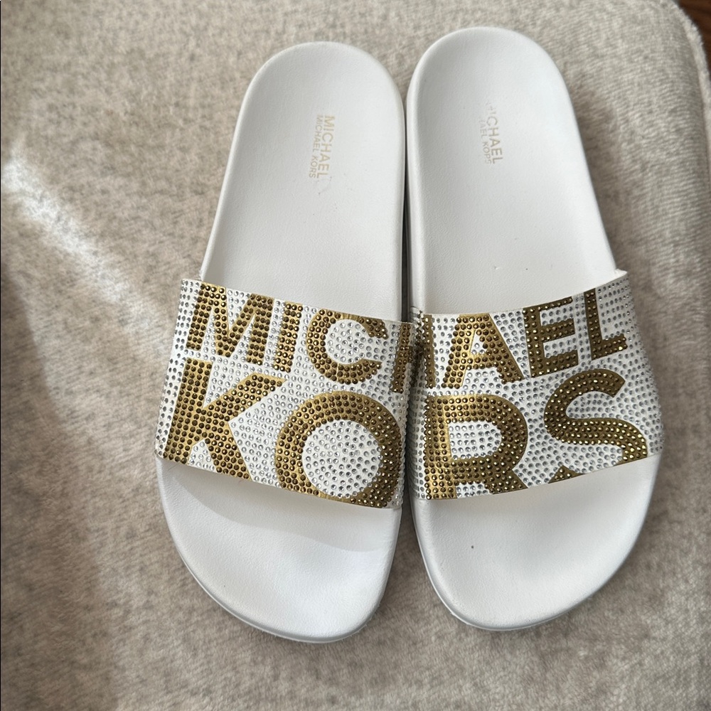 MICHAEL Michael Kors White and Gold Sandals - Picture 10 of 11